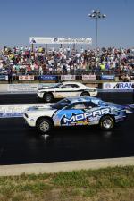 Dodge Challenger Drag Race Package by Mopar 2009 года